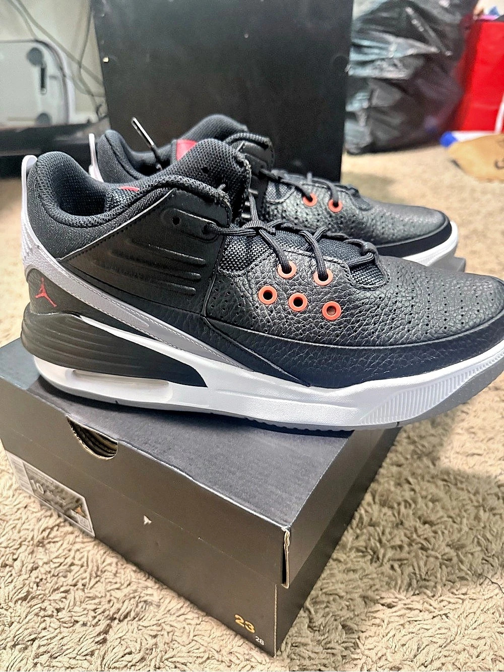 Jordan Max Aura 5 "Black Cement" Black & White US 10